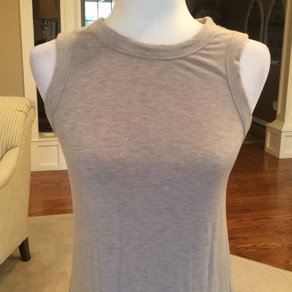 Premise maxi dress in small - Picture 2 of 7